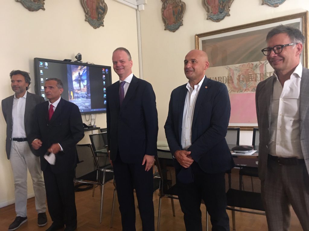 Eike Schmidt all'Universit&agrave; di Siena per spiegare il modello delle Gallerie degli Uffizi