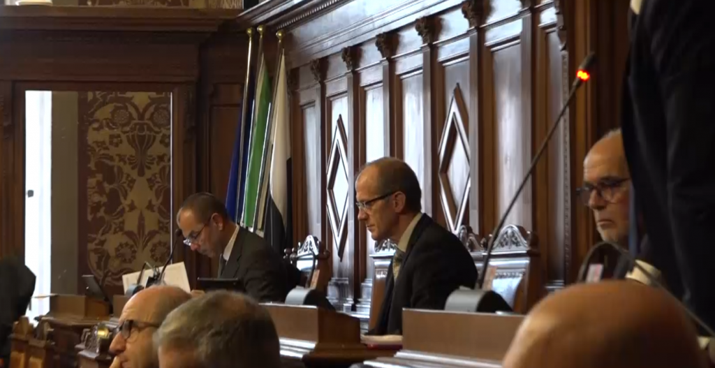 Bocciata mozione su Hong Kong. &Egrave; rottura tra Sena Civitas e il resto della maggioranza?