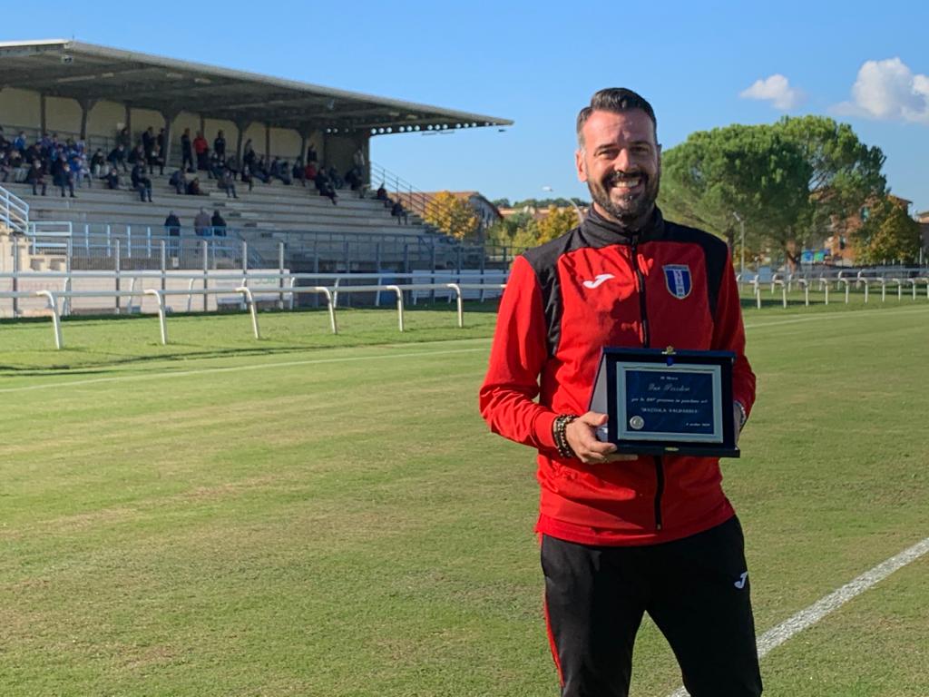 Mazzola Valdarbia: mister Iuri Pezzatini festeggia 100 presenze in panchina