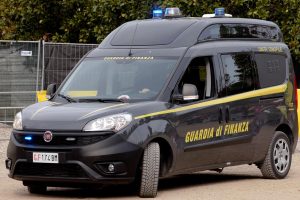 Indagine Guardia di Finanza su immigrazione clandestina a Chianciano, quasi 300 stranieri coinvolti