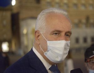 Dpcm, Giani: "L'orario di bar e ristoranti può essere prolungato"