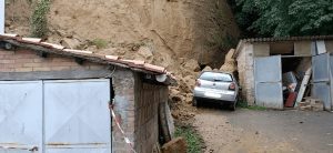 Frana in Fontebranda, nel pomeriggio le famiglie rientrano nelle loro case