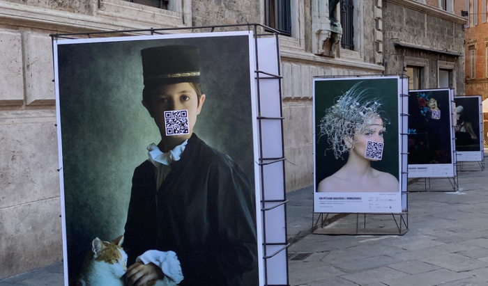 Viaggio nel mondo in pieno lockdown con il Siena Awards e la mostra "Non potevamo immaginare l&rsquo;inimmaginabile"