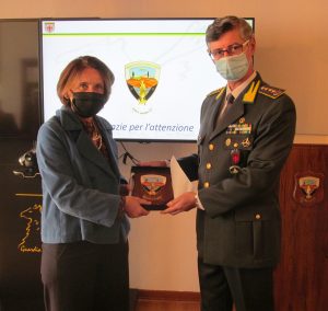 Il Prefetto Maria Forte fa visita alle fiamme gialle di Siena