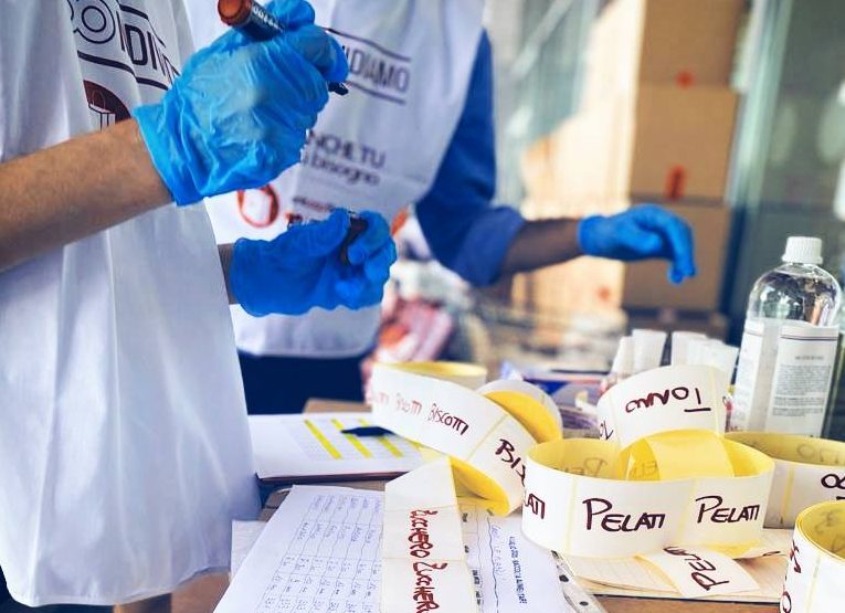 Nei punti vendita Unicoop Firenze torna la raccolta alimentare