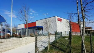 Fanno esplodere la cassaforte: tentato furto nella notte alla Coop di Taverne d'Arbia