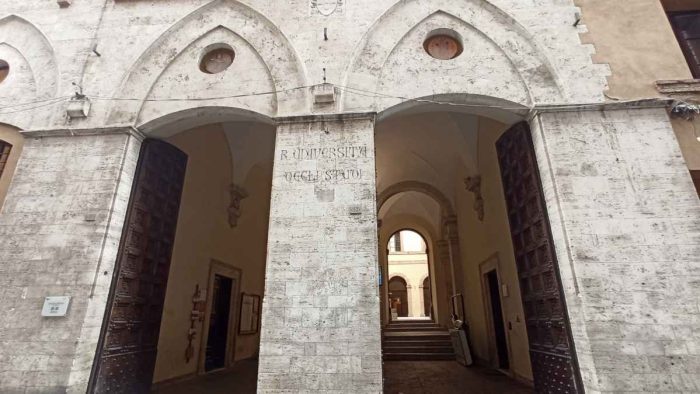 &ldquo;Il Giro d'Italia e il ciclismo in Terra di Siena&rdquo; Dal 17 al 21 maggio rassegna fotografica nel cortile del Rettorato