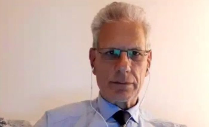 "Contro il Covid serve la vitamina C". Unisi e Scotte si dissociano dal dottor Mastrangelo