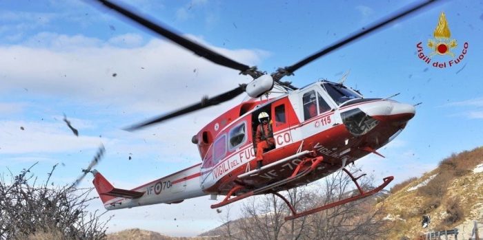 Asciano, incendio di vegetazione in prossimit&agrave; di un'azienda agricola