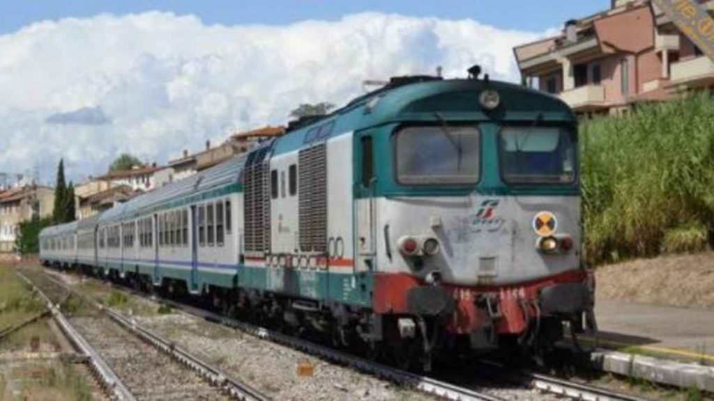 Toscana, oltre 4 milioni di passeggeri sui treni regionali durante l'estate