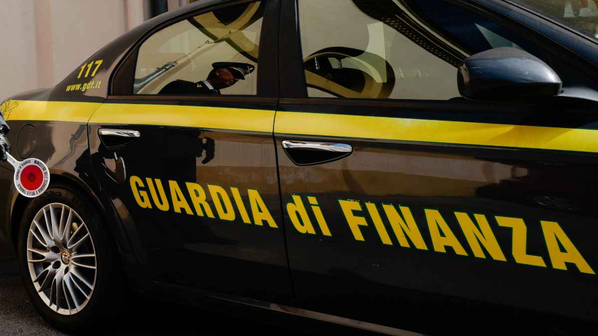 Torrita di Siena, 30enne in possesso di marijuana fermata dalla Guardia di Finanza