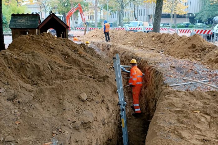 Messa in sicurezza della vasca, avviati i lavori alla Lizza. Pronta nuova area ludica