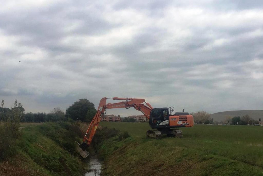 Consorzio di Bonifica Toscana Sud, intervento sul fosso Gora