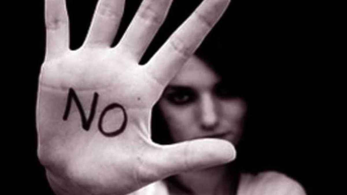 Violenze sessuali e sequestri sulla figlia, chiesto il rinvio a giudizio per i genitori affidatari