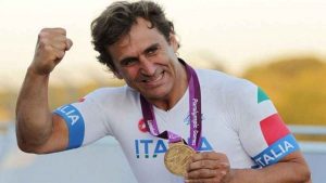 “La grande staffetta”: il docufilm su Alex Zanardi al Teatro degli Astrusi di Montalcino