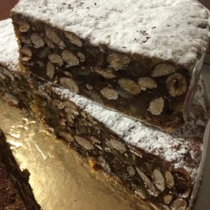 Il panforte della QuaViO in aiuto di famiglie in difficoltà