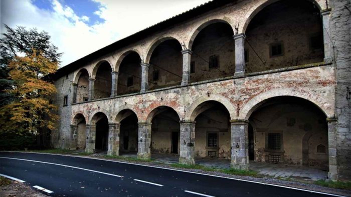 Crolla muro dell'Osteria Grossa di Radicofani, interrogazione al Ministro: "Mibact intervenga"