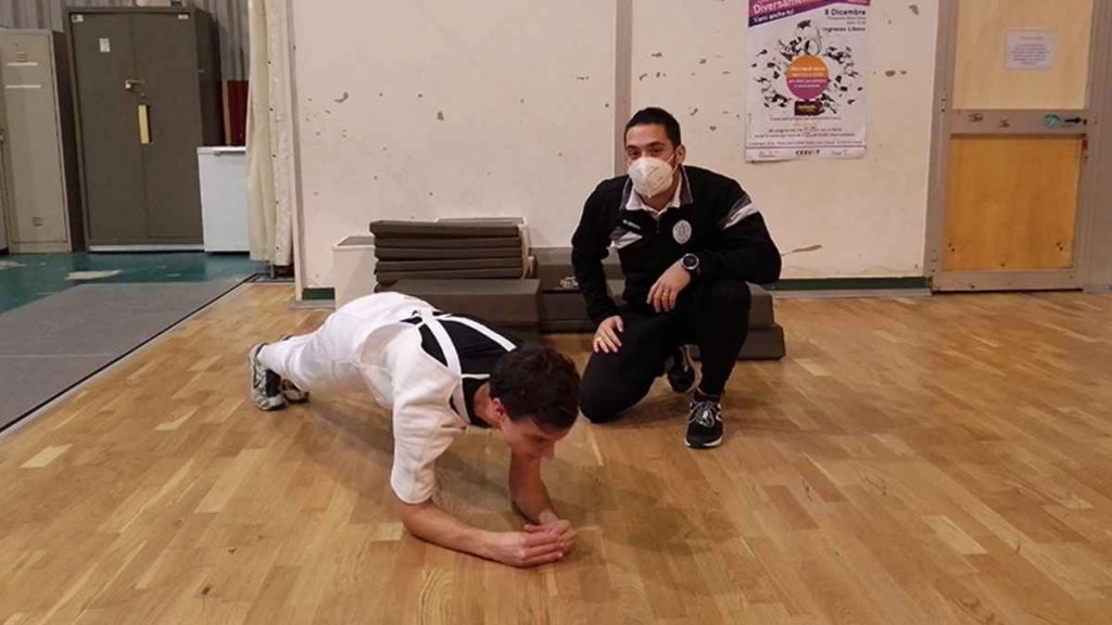 Il Cus Siena Scherma non si ferma: allenamenti a distanza e in palestra