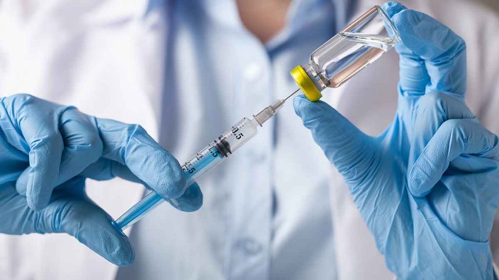 Covid: quarta dose di vaccino, in Toscana si parte domani