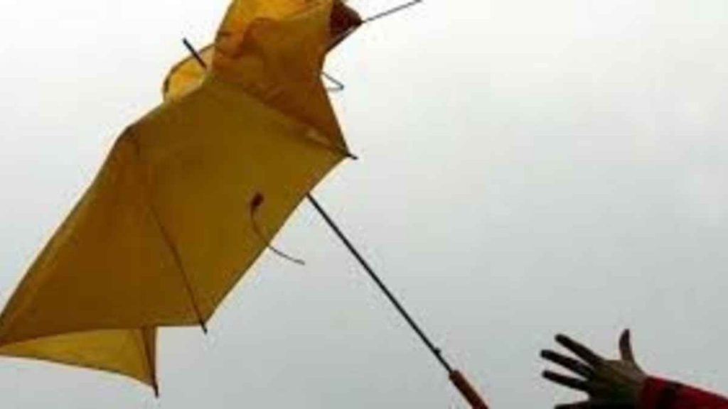 Toscana, venti forti: allerta arancione mercoledì 20