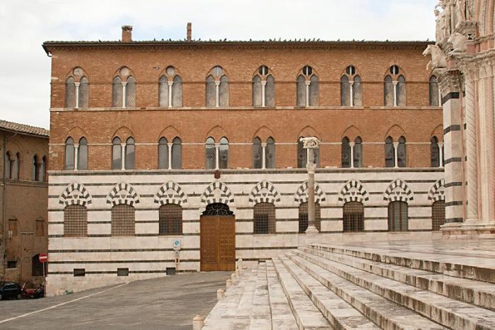 Baby gang a Siena, Arcidiocesi: "Serve patto tra Chiesa, istituzioni e societ&aacute; civile"