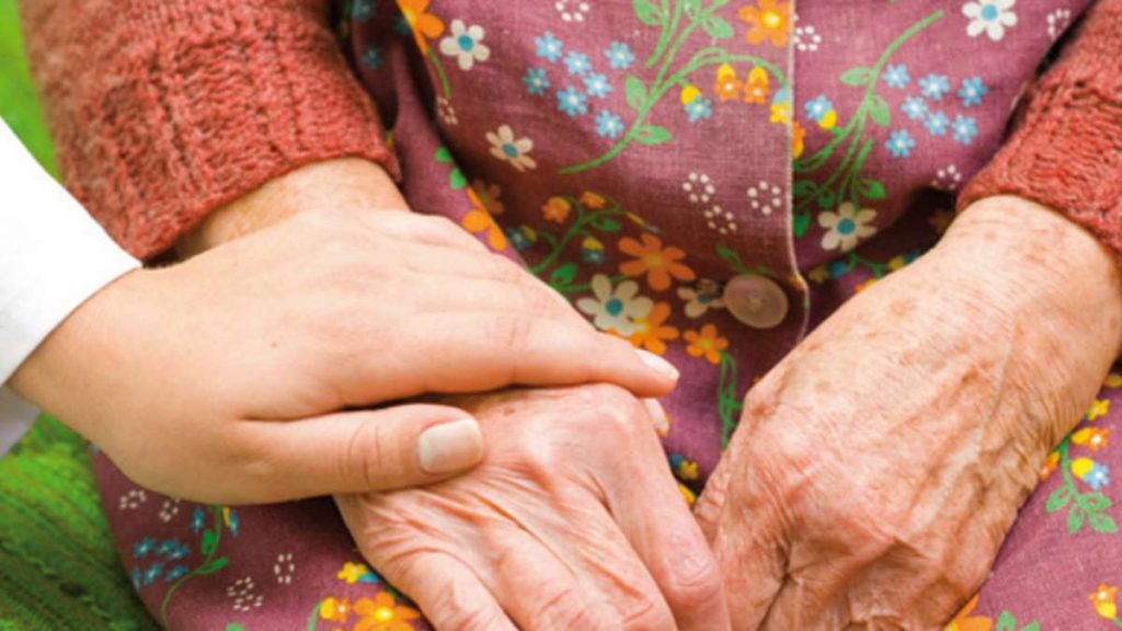 Via libera alle visite nelle Rsa: Giani firma l&rsquo;ordinanza