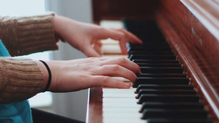 Gli Amici di Poggibonsi donano un pianoforte all&rsquo;ospedale di Campostaggia