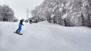 Neve da record, ma montagne deserte. Lo Sci Club Siena resta in attesa