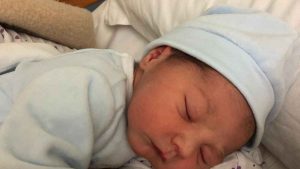 Fiocco azzurro un minuto dopo la mezzanotte a Campostaggia