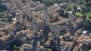 San Gimignano, un albo dei "cittadini attivi" per la cura dei beni comuni urbani