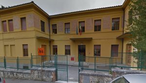 Focolaio alla scuola primaria Simone Martini: positivi 9 bimbi e 4 insegnanti