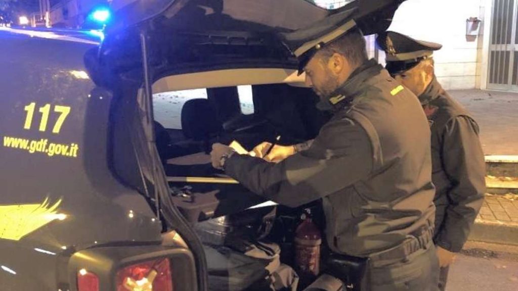 Norme anti contagio, la Guardia di Finanza intensifica i controlli