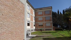 Covid: scuole chiuse a Siena, lezioni in presenza per le classi del Piccolomini a Montarioso
