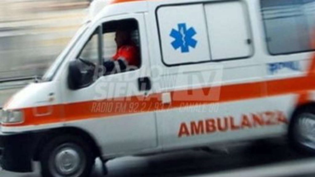 Castellina in Chianti: cade dalla moto, ferito 32enne