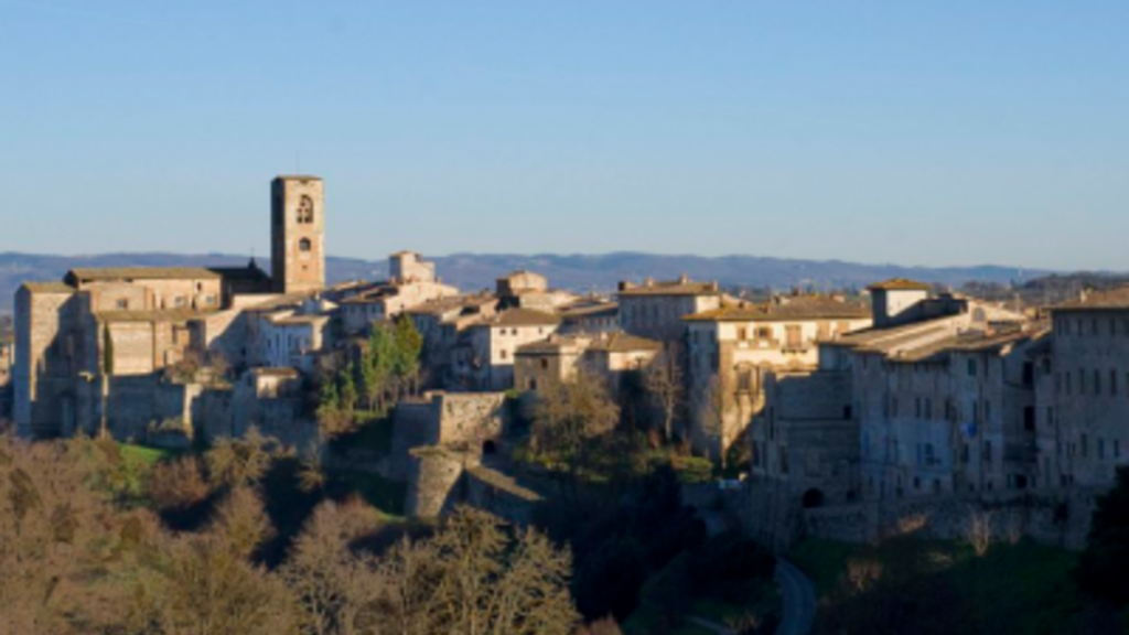 Colle di Val d'Elsa: frana in via Nova, senso unico alternato e limitazioni al traffico