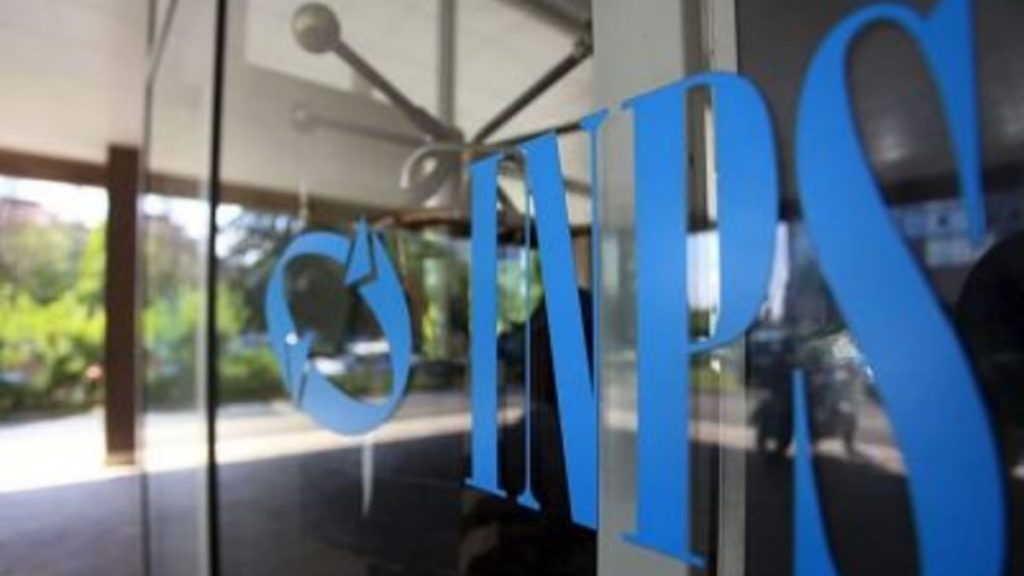 Siena: assegno di invalidit&agrave;, presidio di Potere al Popolo davanti alla sede dell'Inps