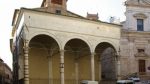 Siena, Logge del Papa illuminate di arancione per la Giornata della Memoria e dell’Accoglienza