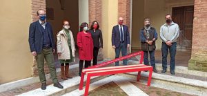 Universit&agrave; di Siena e Universit&agrave; per Stranieri di Siena: inaugurate due panchine rosse contro la violenza sulle donne
