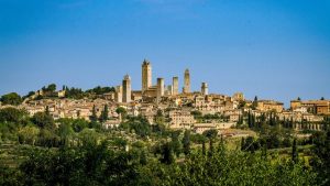 San Gimignano, questo pomeriggio la Fiaccolata per la Pace