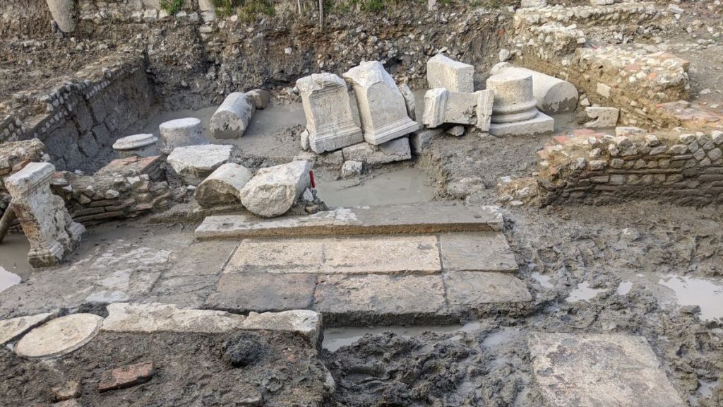 Fortuna, Iside e Igea riemergono dalle acque calde di San Casciano dei Bagni