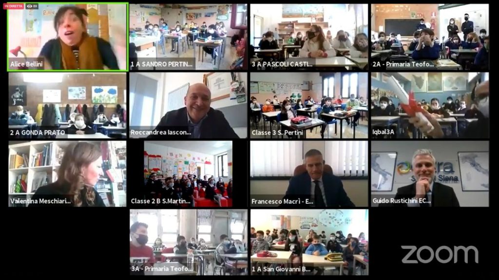 Estra, premiate le classi vincitrici del progetto "Roarr! Risparmia, ricicla&hellip; ruggisci!"