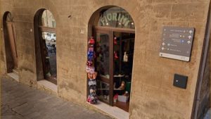 Rischio chiusura per un'altra bottega storica del Centro