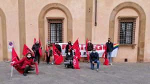 Presidio dei lavoratori agricoli a Siena: i sindacati sono stati ricevuti in Prefettura