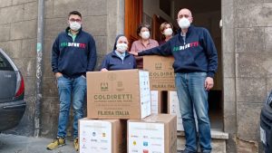 Coldiretti Siena consegna pacchi solidariet&agrave; al cardinale Lojudice e al circo bloccato da mesi