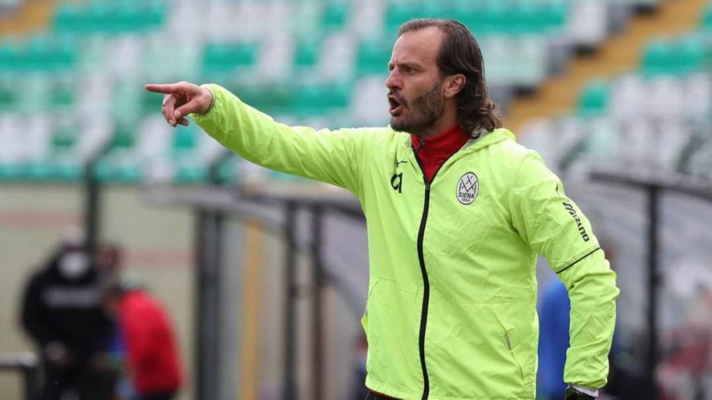 Acn Siena, una giornata di squalifica per mister Gilardino