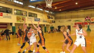 Costone femminile, disfatta nella gara di andata dei pre-spareggi