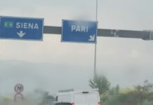 Siena-Grosseto, auto contro il new jersey e traffico rallentato