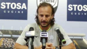 Post partita Pianese - Acn Siena, Gilardino: "Se giochi cos&igrave; difficilmente perdi"