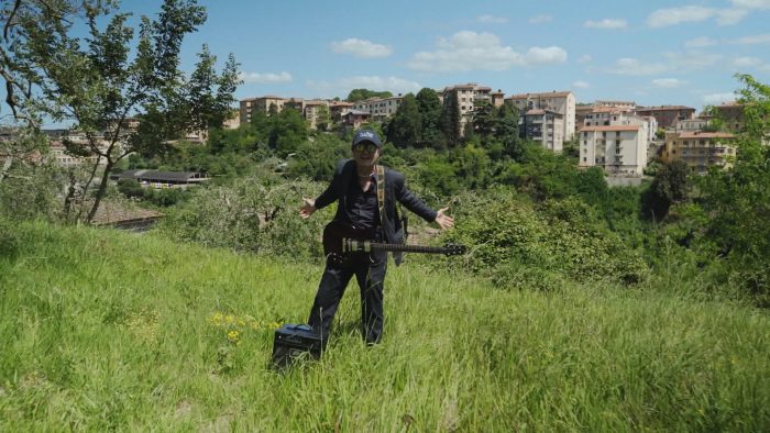 "B.A.D": Zatarra allo specchio con un occhio al passato e uno al futuro