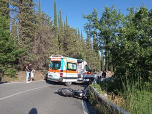 Incidente Siena, scontro tra motociclista e auto